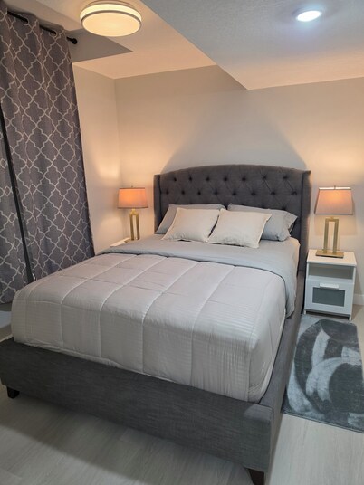 Elegant 2 Bedroom Suite - High-End Comfort!