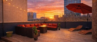 Huge 5BR Heart of Fulton Market, Duplex of dreams