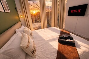 5 bedrooms, iron/ironing board, travel cot, free WiFi - Huge 5BR Heart of Fulton Market, Duplex of dreams (Chicago)