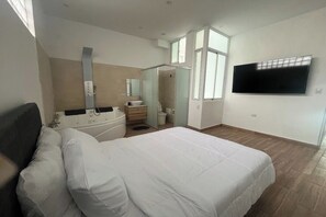 2 bedrooms, Internet, bed sheets - ✨Central Luxury Apartment with Jacuzzi and Balcony near Parque de las Aguas (La Victoria)