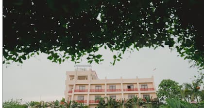 Hotel Kashi Anandam Spiritual & Wellness