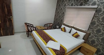 Hotel SR Executive Akola
