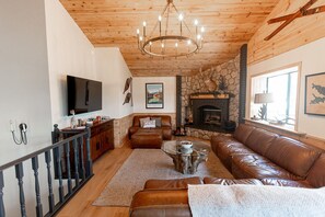 Living area - Placer Pines Escape ~ Hot Tub, Sauna, Ice Bath, Game Room & Gym (Lake Arrowhead)