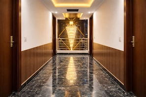 Phòng đôi, ban công, quang cảnh thành phố | Nội thất