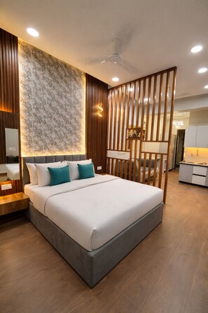 Room - Xenious Smart Suites Greater Noida (Greater Noida)