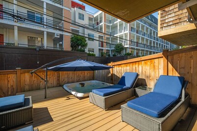 3 Bed, 2.5 Bath Fremont Escape: Hot Tub, BBQ