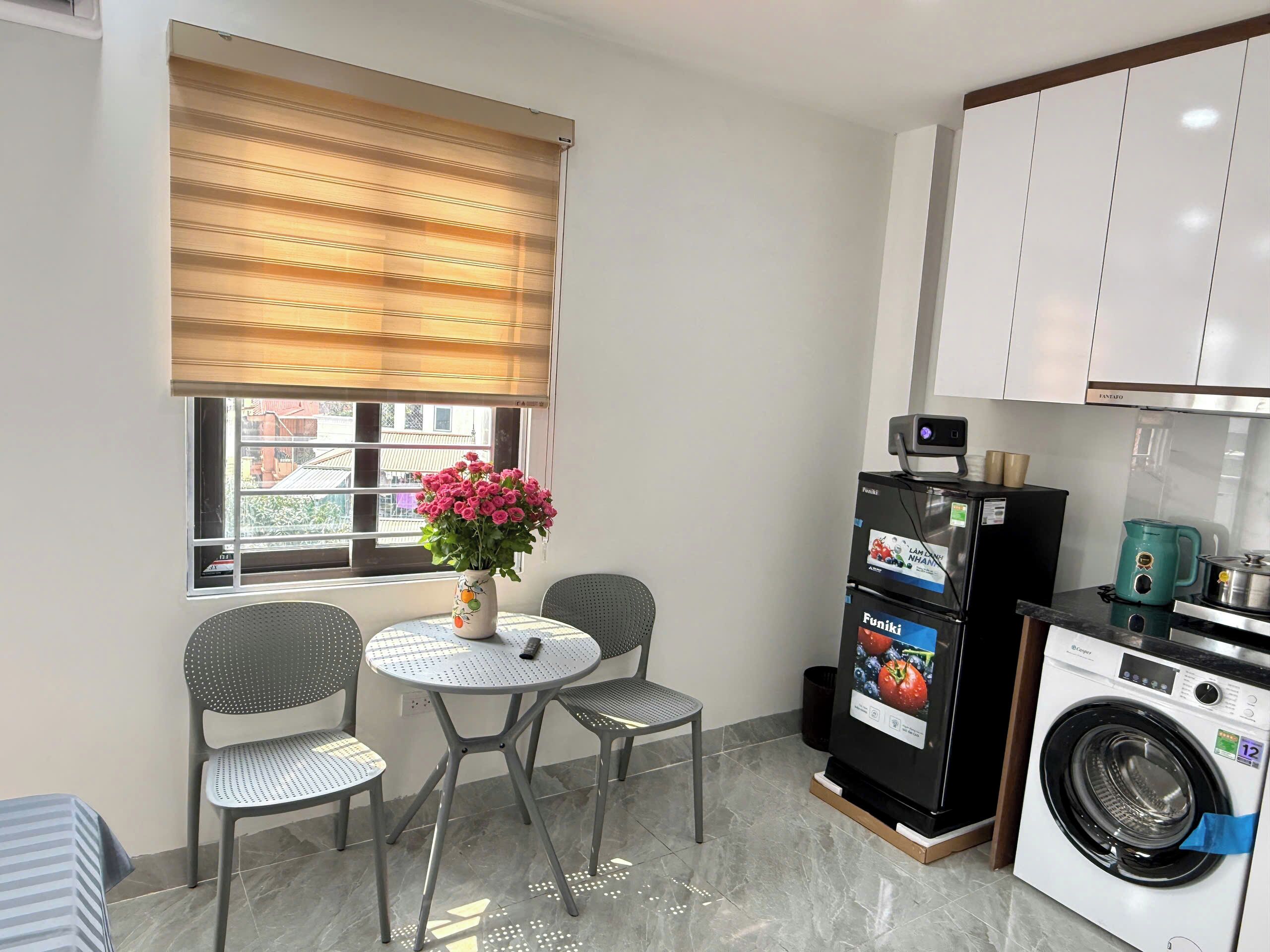 Apartamento, sacada | Vista para a rua