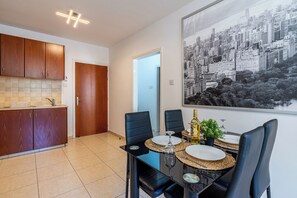Apartment, 1 Bedroom, Kitchen, City View | Dining - Mia 1-BR Apartment & Balcony in Larnaca (Larnaca)