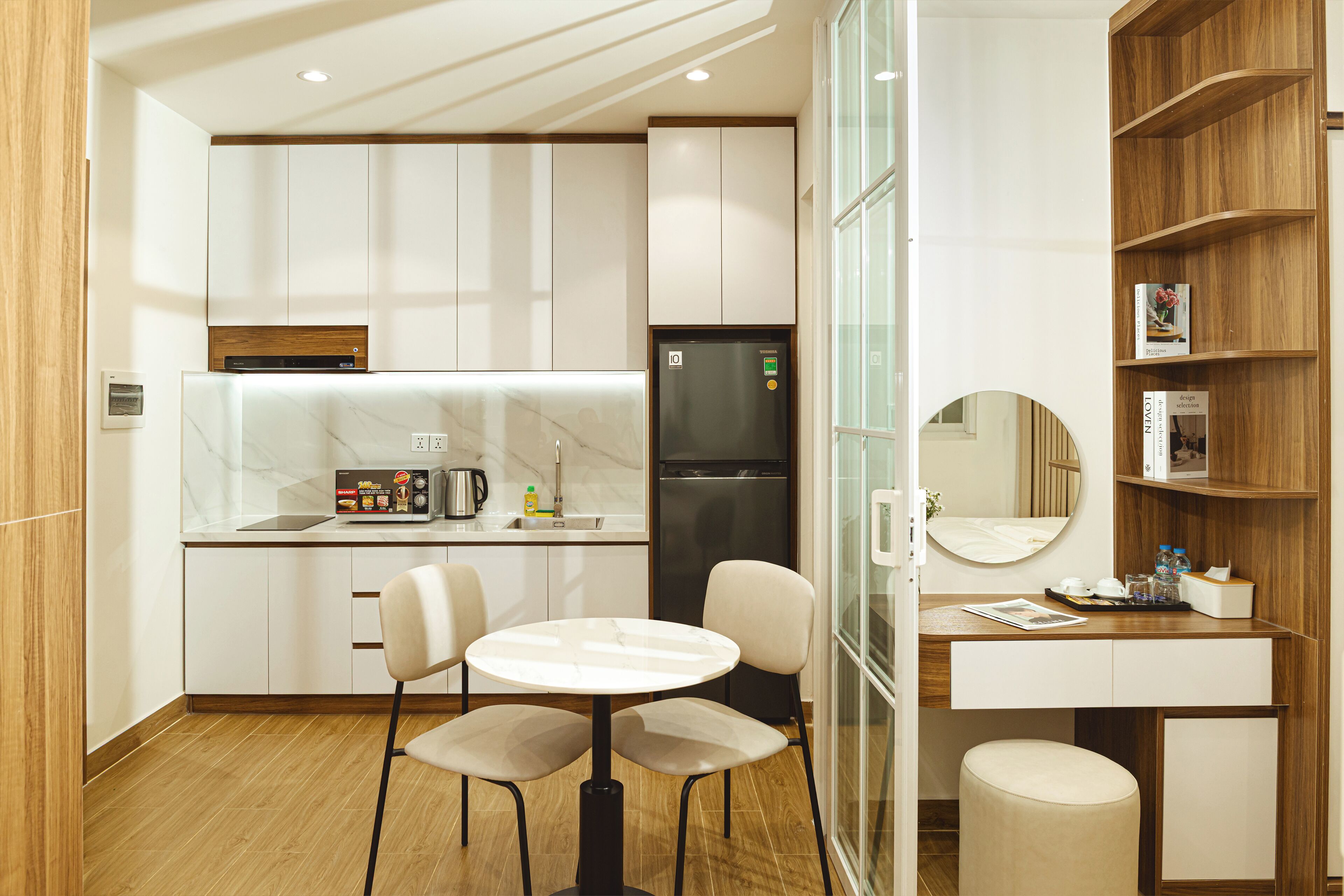 Standard Apartment, 1 Bedroom, Courtyard View | Private kitchen | Fridge, microwave, stovetop, electric kettle