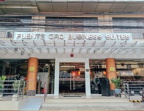 Front of property - Fuente Oro Business Suites  (Cebu City)