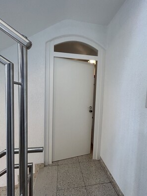 Interior - Cozy vacation apartment with balcony - 2 bedrooms with 2 private bathrooms (Erden)