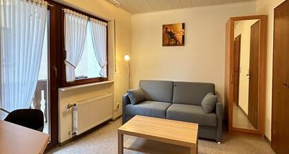 Gemütliche Ferienwohnung mit Balkon - 2 Schlafzimmer mit 2 eigenen Bädern