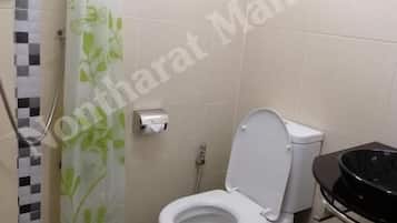 Classic Studio, Balcony | Bathroom