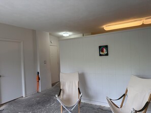 Interior - Tranquil 1-bedroom apartment in Honolulu perfect for your getaway (Honolulu)