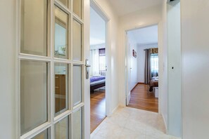 Interior - Cozy and Quiet Spacious Flat (Oliveira do Douro)