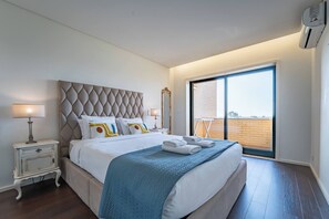 Iron/ironing board, free WiFi, bed sheets - Beach Apartment with Comfort and Soul (São Félix da Marinha)