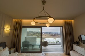 2 bedrooms, iron/ironing board, WiFi, bed sheets - Luxury Penthouse with Private Terrace&Jacuzzi/2BR+living (Cluj-Napoca)