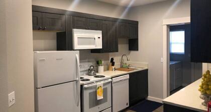 Charming 1-bedroom apartment with AC in Longview