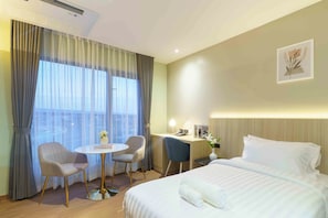 Deluxe Twin Room, Non Smoking, City View | In-room safe, desk, blackout drapes, soundproofing - Sakhonburi Cozy Hotel (Samut Sakhon)
