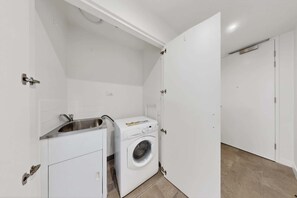 Interior - Skyline 2-Bed Apartment Near Metro North Ryde (North Ryde)