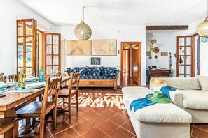 Family Apartment, Multiple Bedrooms (Lu Maggiu) | Living area - Lu Maggiu (Santa Teresa di Gallura)