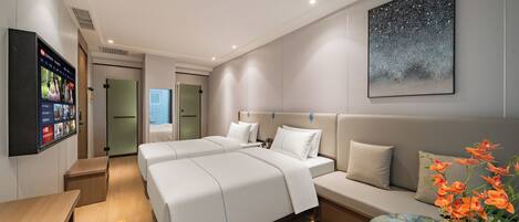 Luxury Double Room | In-room safe, blackout curtains, soundproofing, iron/ironing board