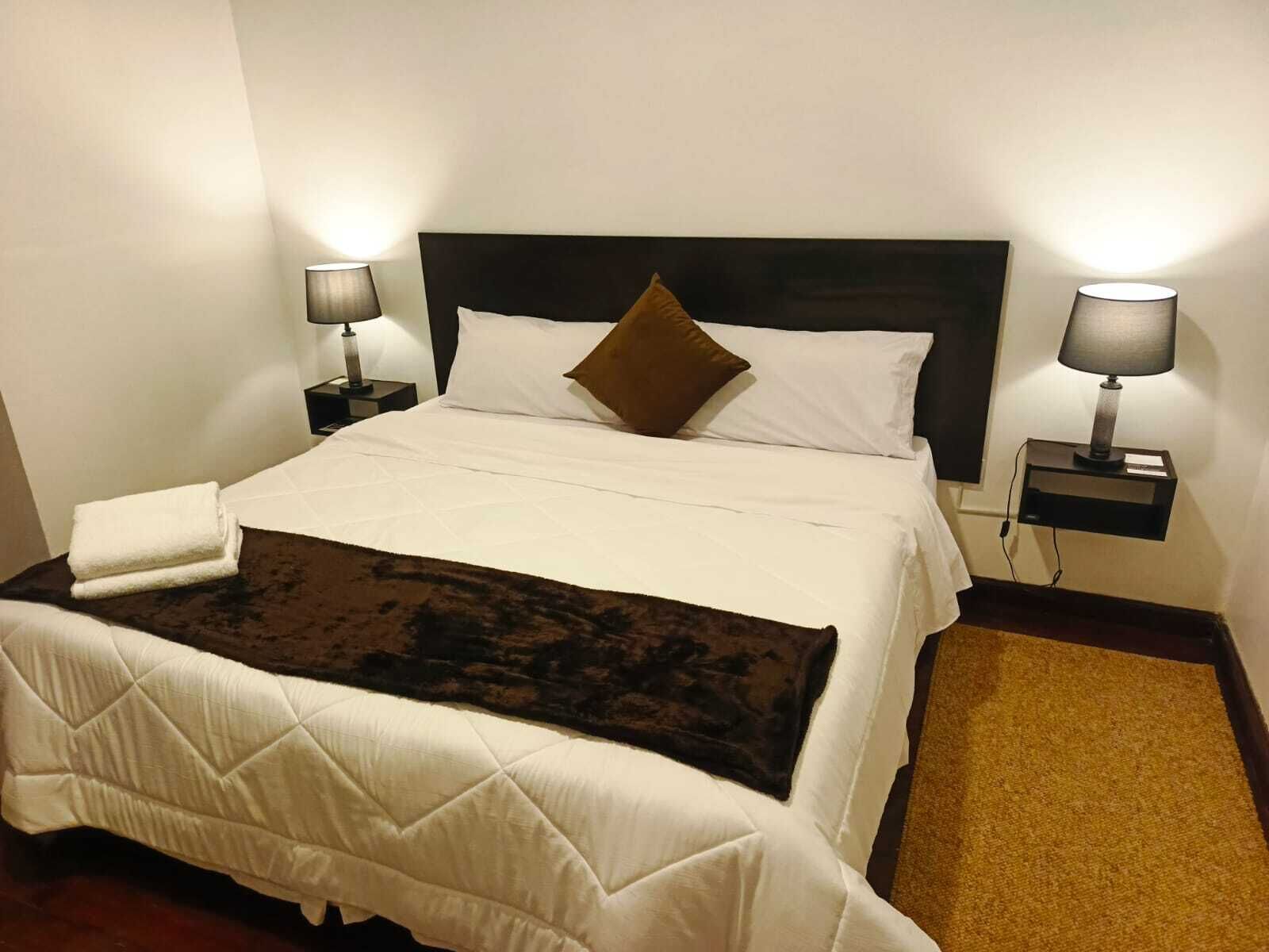 Superior Suite | Desk, laptop workspace, blackout drapes, soundproofing
