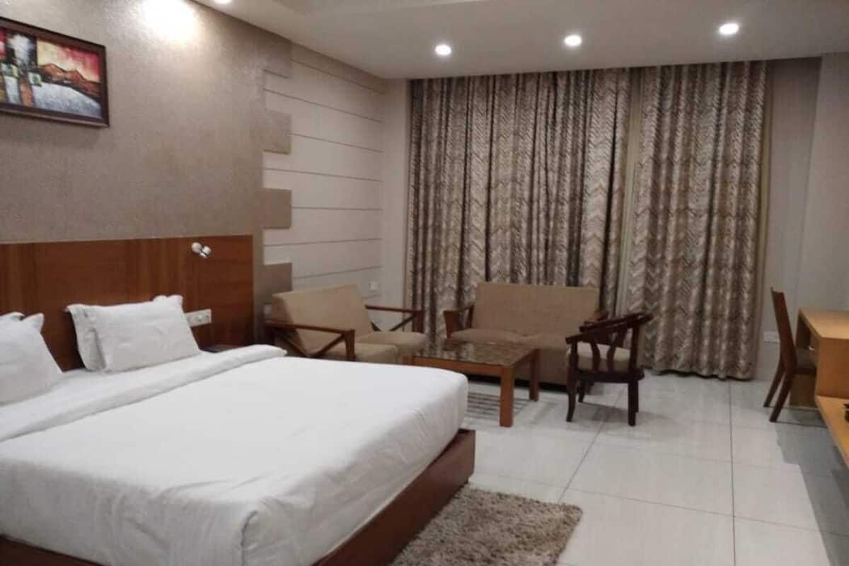 Phòng đôi Deluxe | Bộ trải giường bằng vải cotton Ai Cập, bộ đồ giường cao cấp