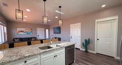 Rim View Trail Cottage at Lake Powell