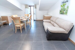 Deluxe Apartment, 2 Bedrooms | Living room - Apartment in Martinsicuro Near Adriatic Coast (Martinsicuro)