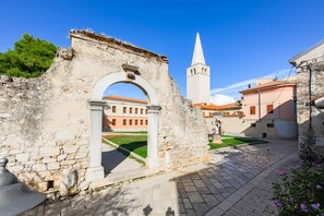 Classic Apartment, 2 Bedrooms | Exterior - Apartment in Porec Near Old Town Beach (Porec)