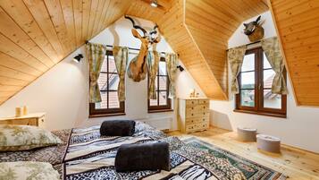 Classic Villa, 4 Bedrooms | 9 bedrooms, individually furnished, iron/ironing board