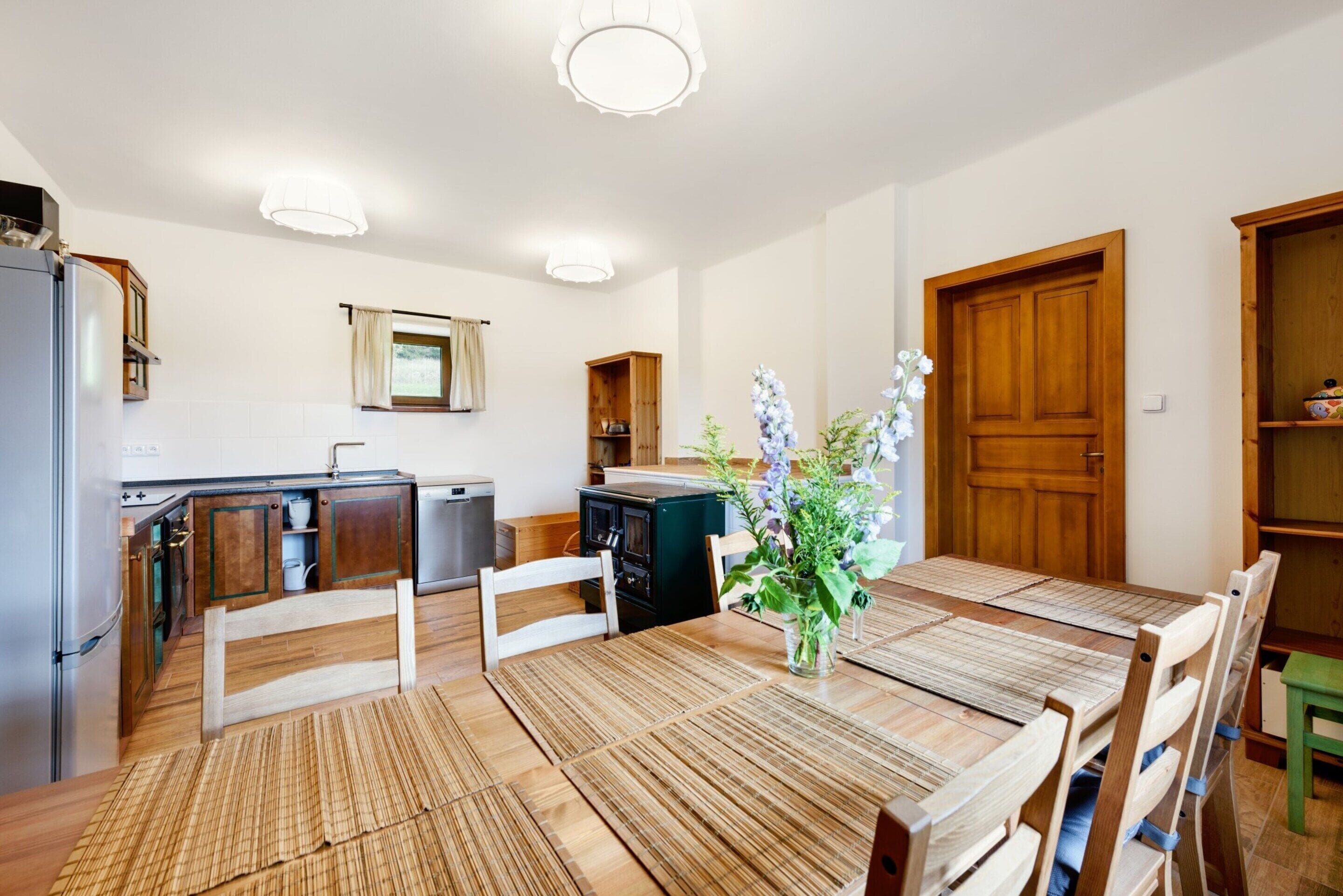Deluxe Villa, 3 Bedrooms | Private kitchen | Fridge, microwave, oven, dishwasher