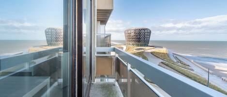 Deluxe Apartment, 2 Bedrooms | Balcony