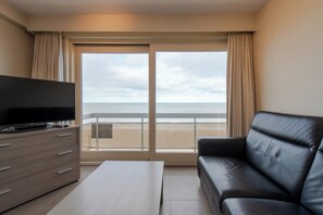 Living room - Family Spot by the Coastal Trails (Middelkerke)