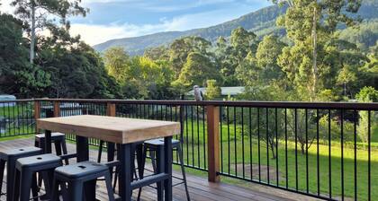 Donna View Warburton - cosy family home minutes to world class MTB trails & more