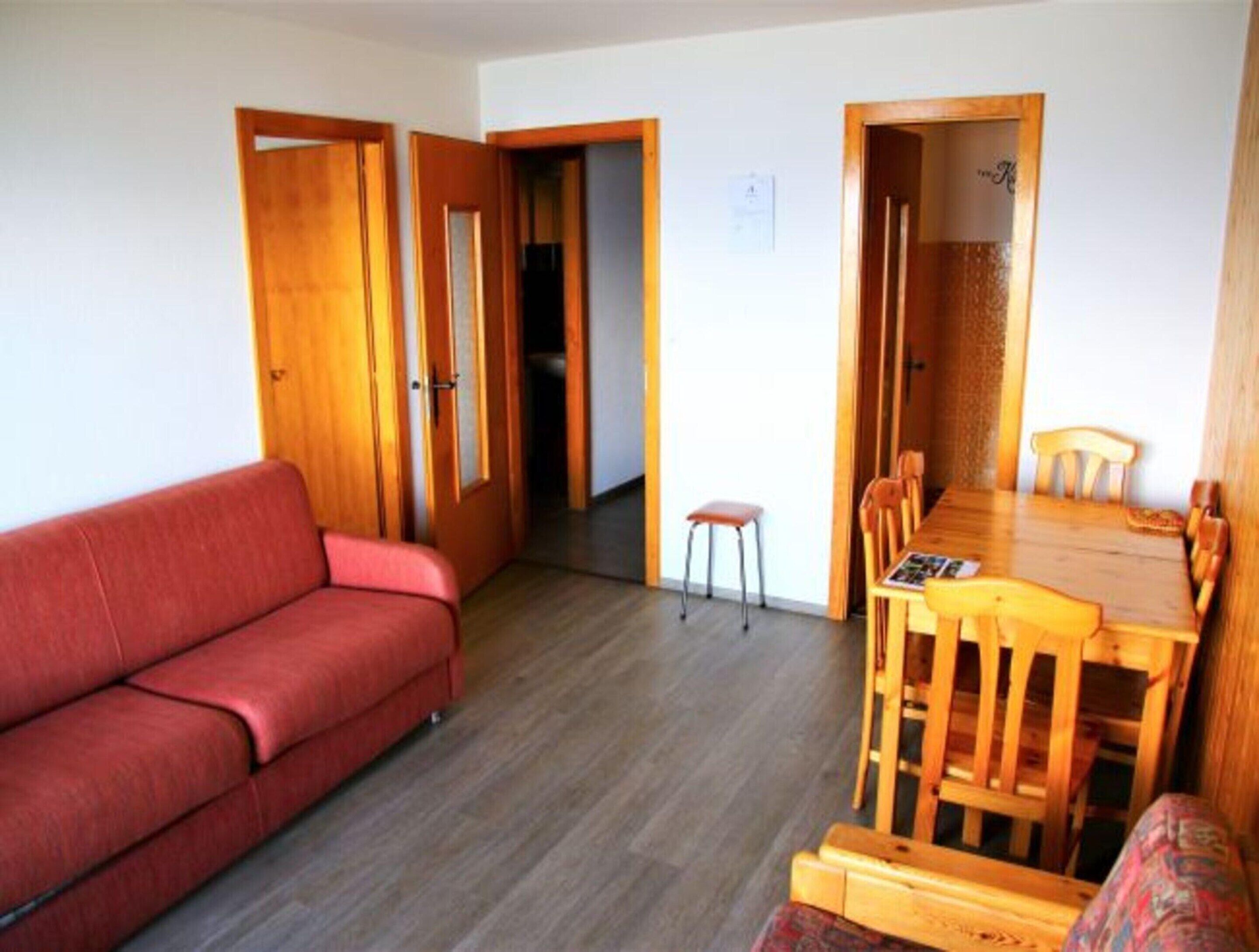 Appartement Classique, 3 chambres | Salle de séjour