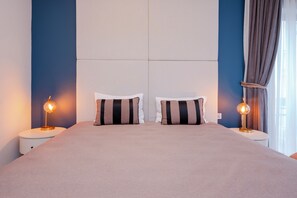 Room - One-Bedroom Residence in New Building with Free Parking - Elevator -Security (İstanbul)