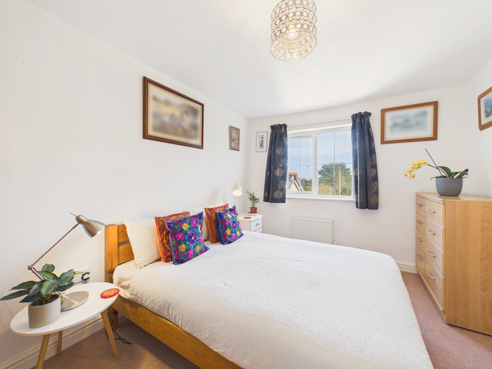2 bedrooms, desk, iron/ironing board, free WiFi