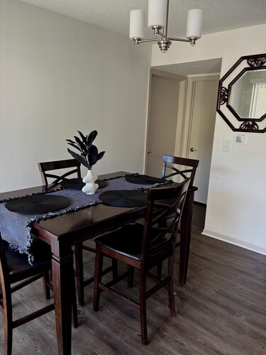 Cozy 1-bedroom apartment in beautiful Huntsville with AC and gym