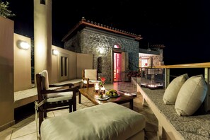 Terrace/patio - Epidavros Villas - Gardenia Garden Retreat w/ Pool (Nea Epidavros)
