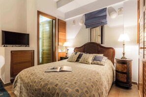 1 bedroom, iron/ironing board, travel cot, WiFi - Epidavros Villas - Gardenia Garden Retreat w/ Pool (Nea Epidavros)