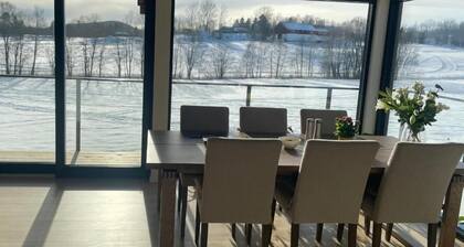 Ruhiger Rückzugsort in einem Gästezimmer in Asker mit eigener Terrasse