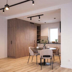 Deluxe Suite, City View | Dining - NG Apartments (Rzeszow)