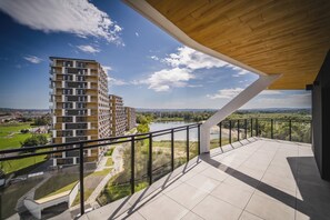 Departamento clásico, vista a la ciudad | Terraza o patio