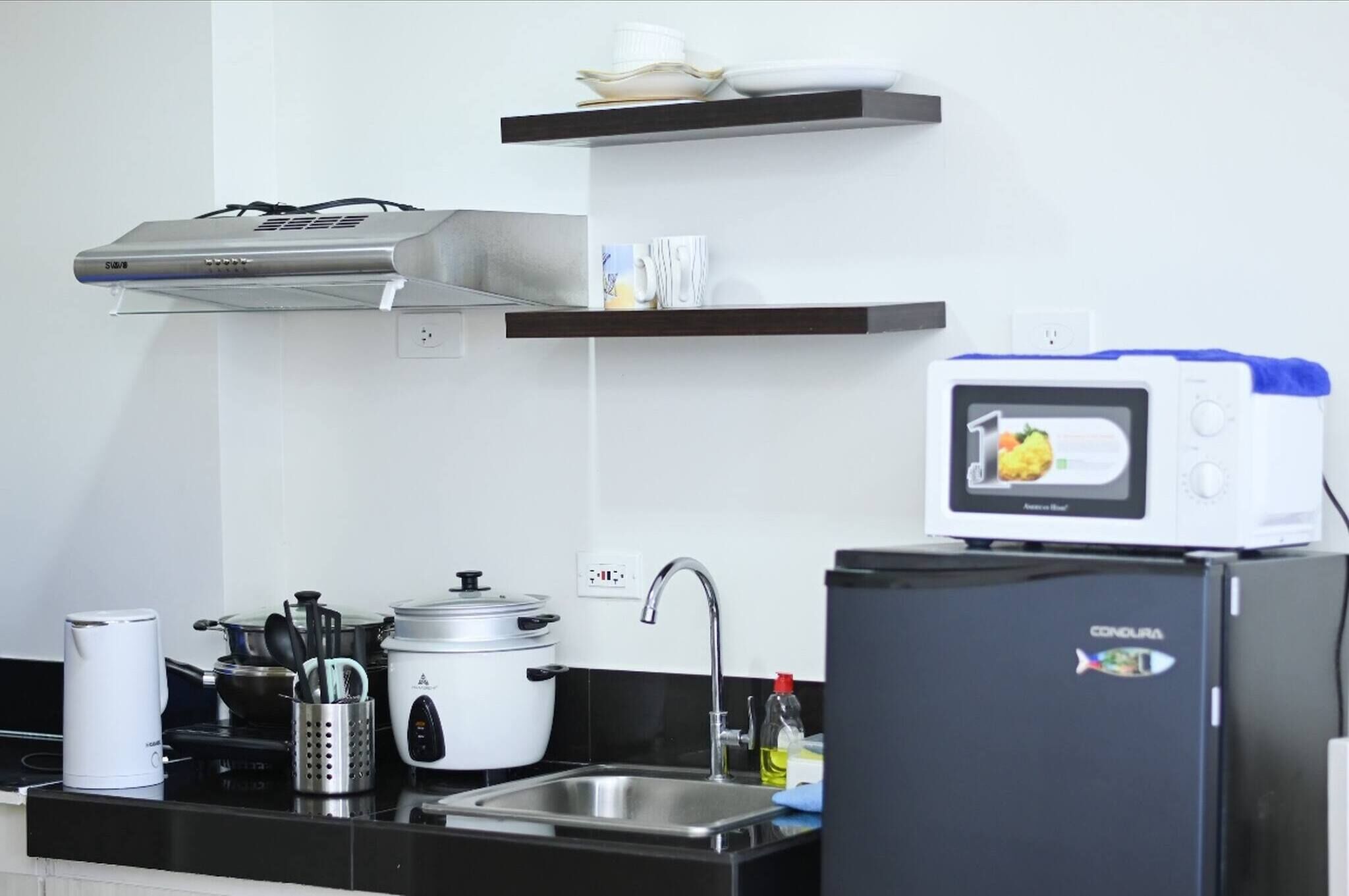 雪櫃、微波爐、爐具、廚房用具/餐具/器皿