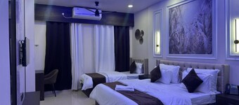 The Royal Dining Restaurant & Motel