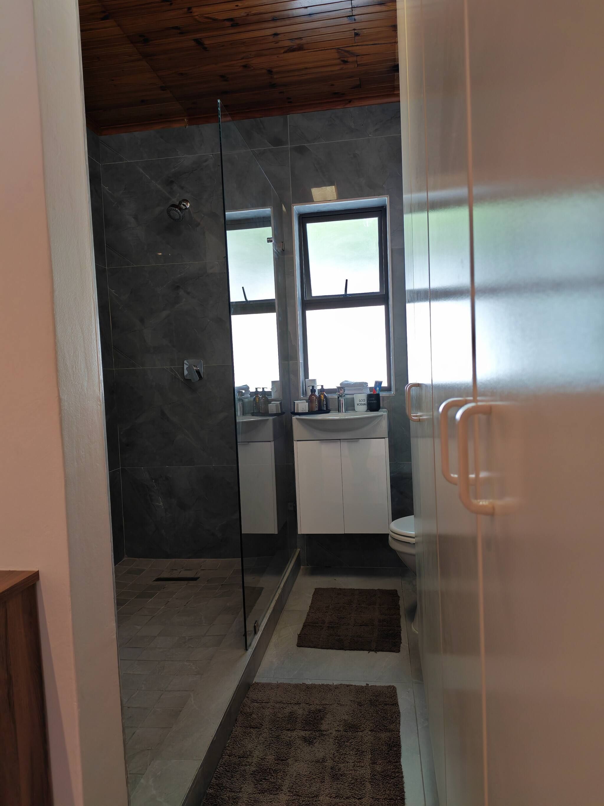 Een douche, een haardroger