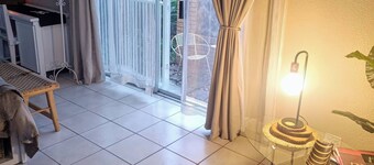 Private Retreat, Sleeps 2, Perfect for Work & Play