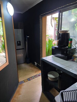 Interior - The Zink Pot is a beautiful self catering unit (Pretoria)